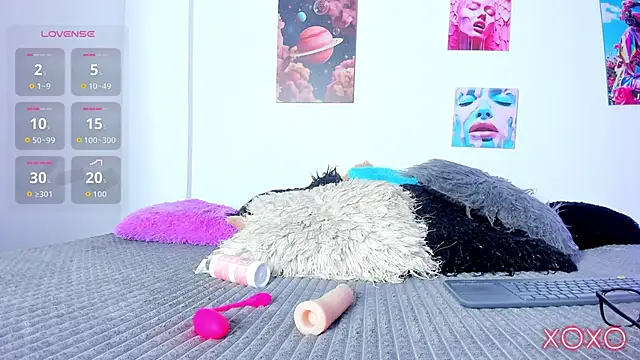 camila hott69  online show from 4, 3, 2026