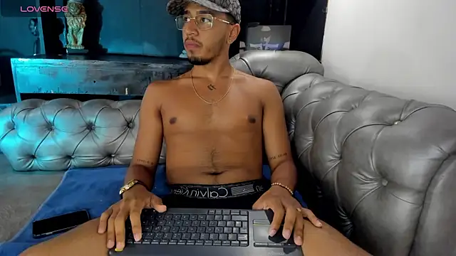 Brand Collins online show from 18, 12, 2025