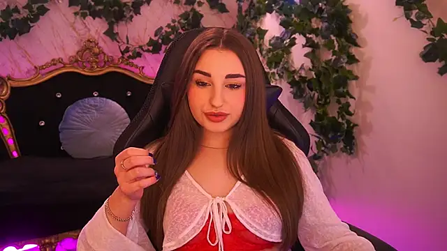 NaomiBaae online show from 4, 12, 2025