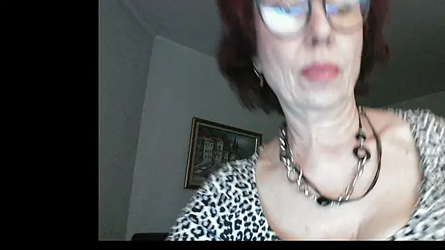 Snapshot of Kelly_Flurr chatting on 5, 12, 2025 Kelly Flurr online show from 5, 12, 2025