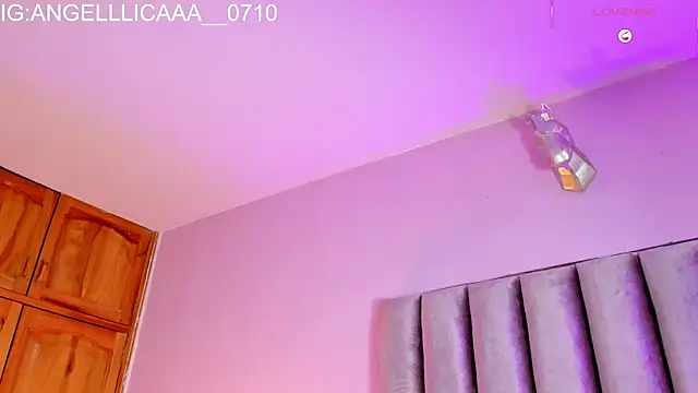 Little Angelica18 online show from 13, 2, 2026