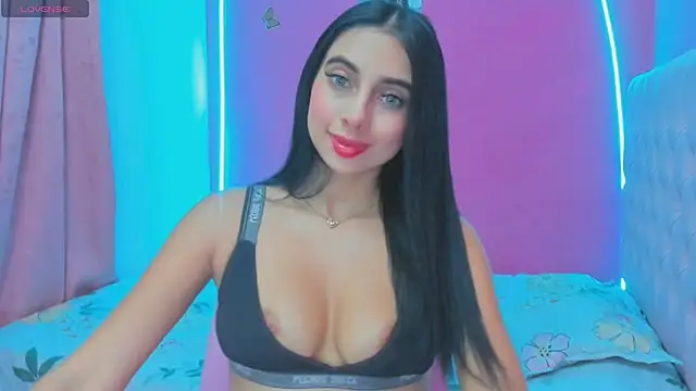 MiaCrimson online show from 26, 11, 2025