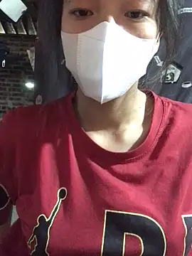 Nguyenphuong-123 online show from 27, 11, 2025