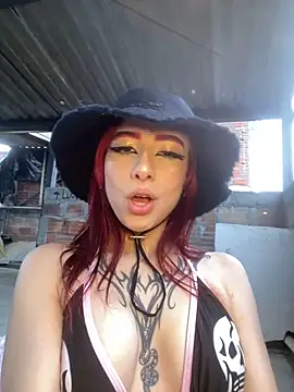 Ravenkittyy online show from 27, 11, 2025