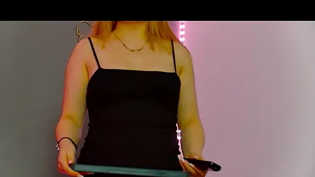 Snapshot of dixielarys chatting on 24, 2, 2026 dixielarys online show from 24, 2, 2026