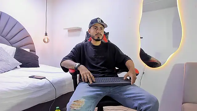 MatthewCullen online show from 25, 2, 2026