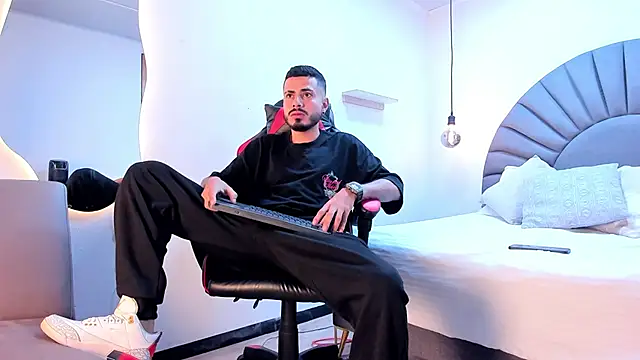 MatthewCullen online show from 4, 3, 2026