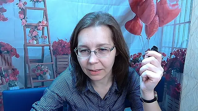Snapshot of DaisyEdit chatting on 21, 2, 2026 DaisyEdit online show from 21, 2, 2026