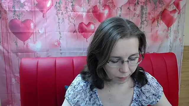 Snapshot of DaisyEdit chatting on 28, 3, 2026 DaisyEdit online show from 28, 3, 2026