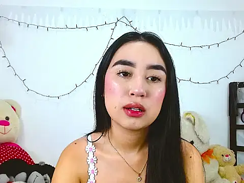 SiennaLorens online show from 13, 1, 2026