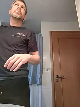 Snapshot of lorisaux chatting on 18, 2, 2026 lorisaux online show from 18, 2, 2026