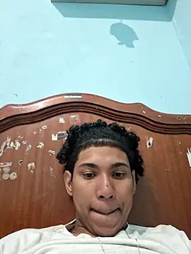 Snapshot of nvh18Aklzim chatting on 21, 2, 2026 nvh18Aklzim online show from 21, 2, 2026