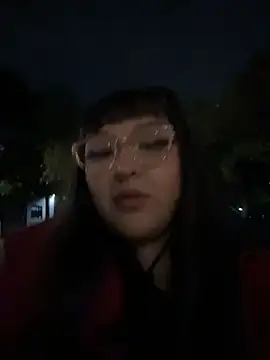 Snapshot of Thelovers17 chatting on 28, 11, 2025 Thelovers17 online show from 28, 11, 2025