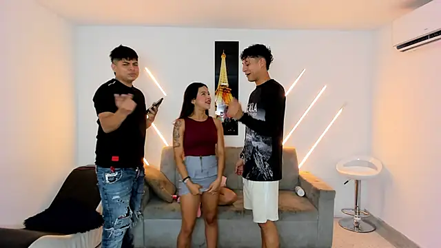 Snapshot of brutal_revolution chatting on 14, 3, 2026 brutal revolution online show from 14, 3, 2026