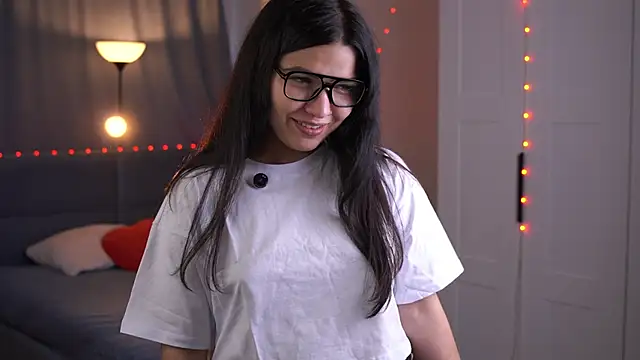 LulaMazzeo online show from 4, 12, 2025