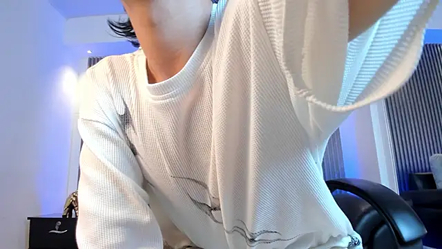 Snapshot of Bastthianxxx chatting on 28, 11, 2025 Bastthianxxx online show from 28, 11, 2025