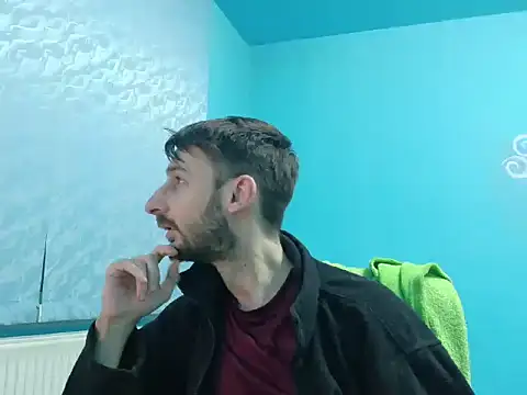 bigcockbignose online show from 15, 12, 2025