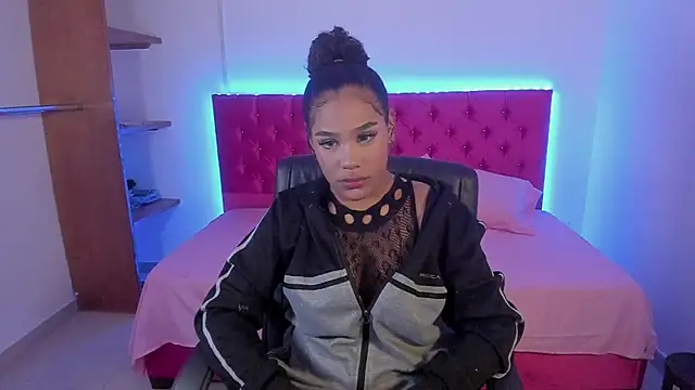 pamela monkey online show from 14, 12, 2025