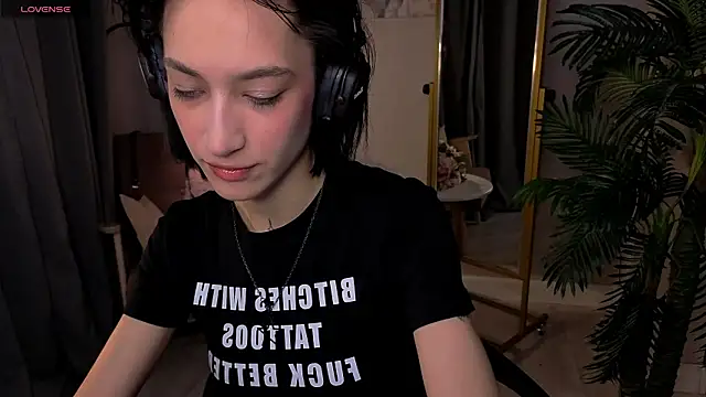 Snapshot of Lis_Batsy chatting on 30, 11, 2025 Lis Batsy online show from 30, 11, 2025