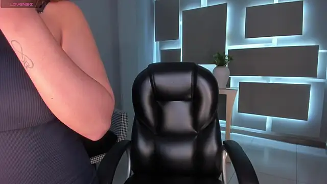 AmbarOwens online show from 14, 1, 2026