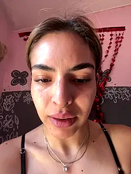 Snapshot of CammyyDomm chatting on 28, 11, 2025 CammyyDomm online show from 28, 11, 2025