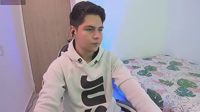 Asta YunoXXX online show from 15, 2, 2026