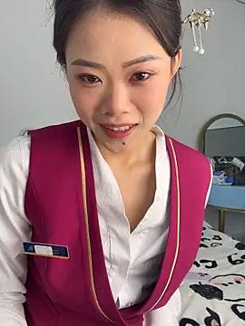 Snapshot of youyou-baby999 chatting on 8, 3, 2026 youyou-baby999 online show from 8, 3, 2026