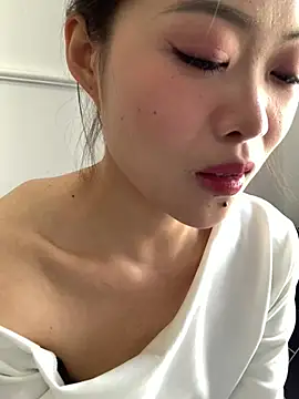 Snapshot of youyou-baby999 chatting on 11, 3, 2026 youyou-baby999 online show from 11, 3, 2026