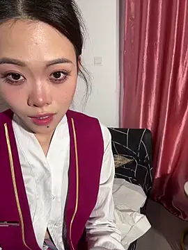 Snapshot of youyou-baby999 chatting on 17, 3, 2026 youyou-baby999 online show from 17, 3, 2026