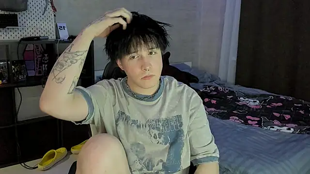 miya meow miku online show from 5, 12, 2025