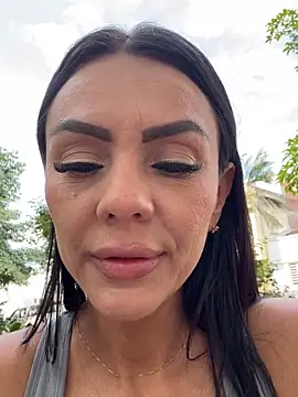 SofhiaTaylor online show from 2, 2, 2026