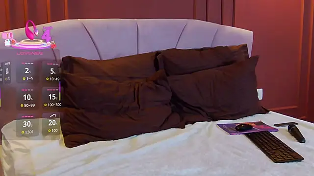 OliviaMazee online show from 29, 11, 2025