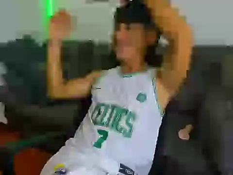 Mikke18 online show from 19, 12, 2025