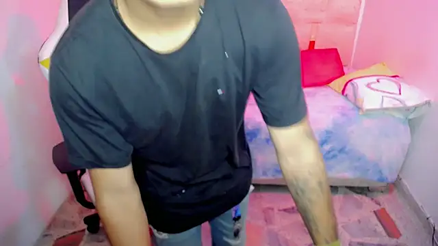 Green XoX online show from 31, 1, 2026