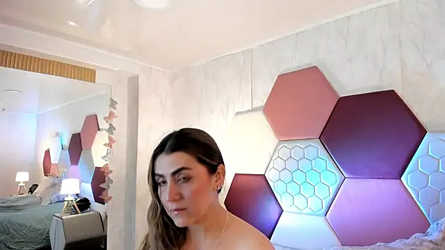 AriaRous online show from 31, 1, 2026