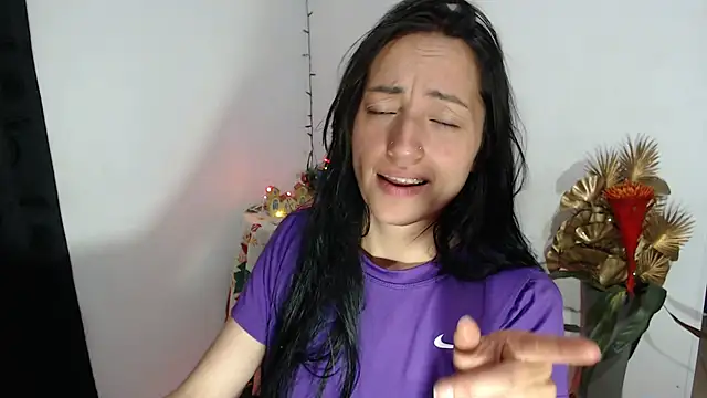 Snapshot of Megaan-love5 chatting on 30, 11, 2025 Megaan-love5 online show from 30, 11, 2025