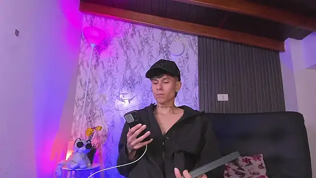 Snapshot of Jake_beach_ chatting on 8, 2, 2026 Jake beach online show from 8, 2, 2026