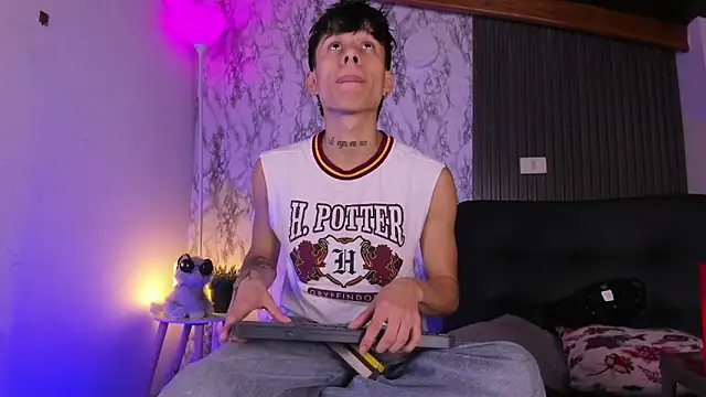 Snapshot of Jake_beach_ chatting on 22, 2, 2026 Jake beach online show from 22, 2, 2026