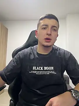 Liam jones10 online show from 15, 12, 2025