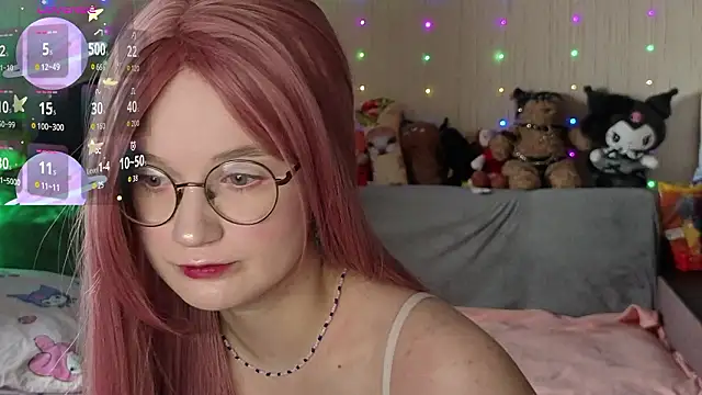 Kitty smalltits online show from 24, 2, 2026