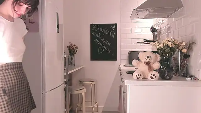 MePretty online show from 11, 12, 2024