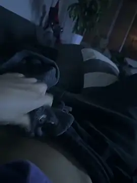 Snapshot of ResponsibleAir2 chatting on 1, 12, 2025 ResponsibleAir2 online show from 1, 12, 2025