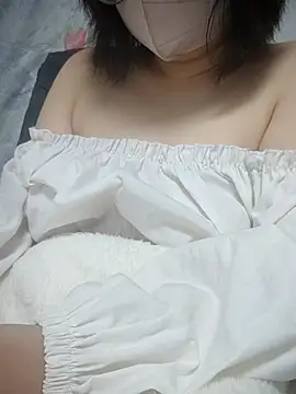 miniiceyya online show from 12, 1, 2026