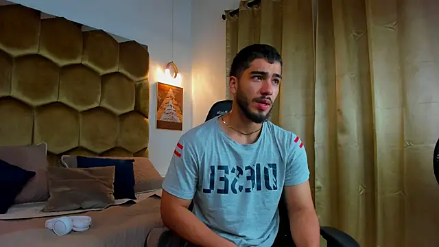 Snapshot of Franco_banderas chatting on 23, 2, 2026 Franco banderas online show from 23, 2, 2026