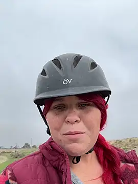 WattledFourth online show from 30, 11, 2025