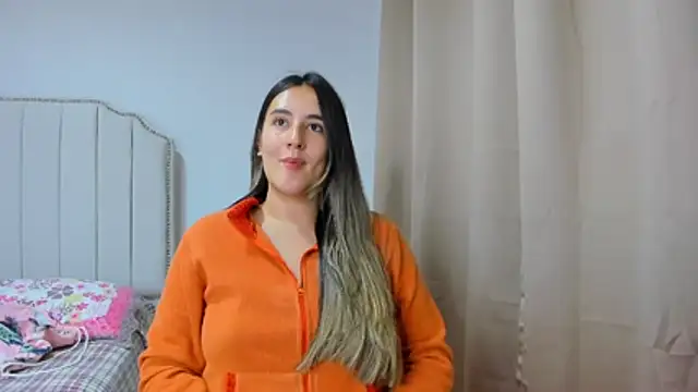 Snapshot of katia_76 chatting on 30, 11, 2025 katia 76 online show from 30, 11, 2025