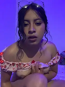 Arely-L1 online show from 4, 4, 2026