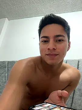 Snapshot of alejandroperez22 chatting on 30, 11, 2025 alejandroperez22 online show from 30, 11, 2025