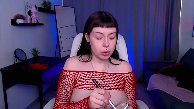 Eliza Bennet online show from 22, 3, 2026