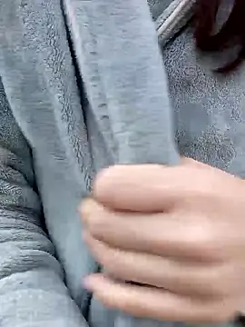 gatitachula93 online show from 7, 2, 2026